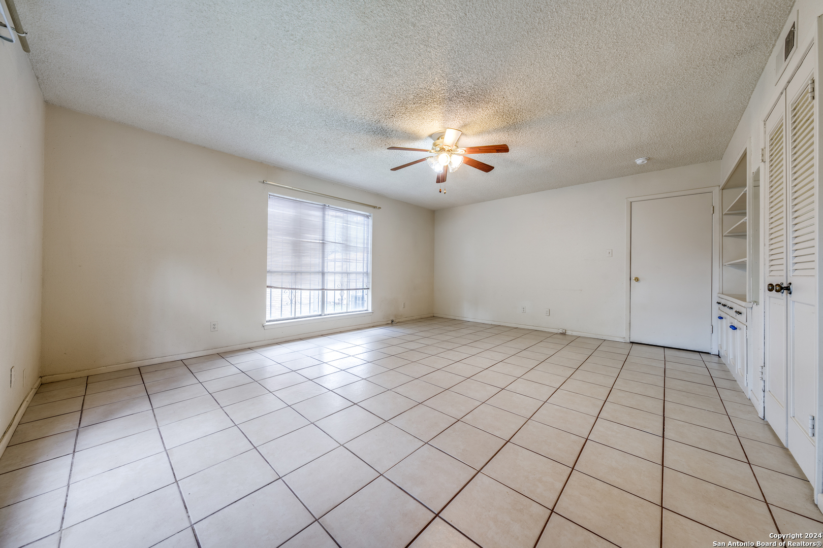 8915 Datapoint Dr 40 A , San Antonio, TX, 78229-2554 | 1811025 | Realty Texas LLC