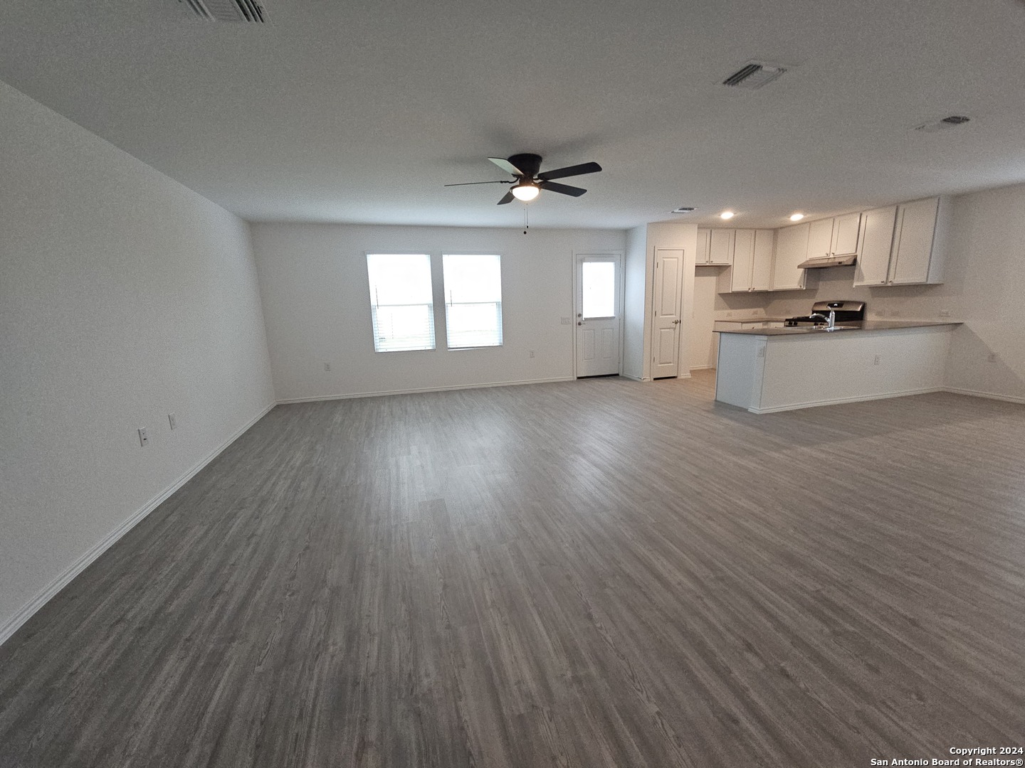 10619 Nye Pass , San Antonio, TX, 78224 | 1813508 | Realty Texas LLC