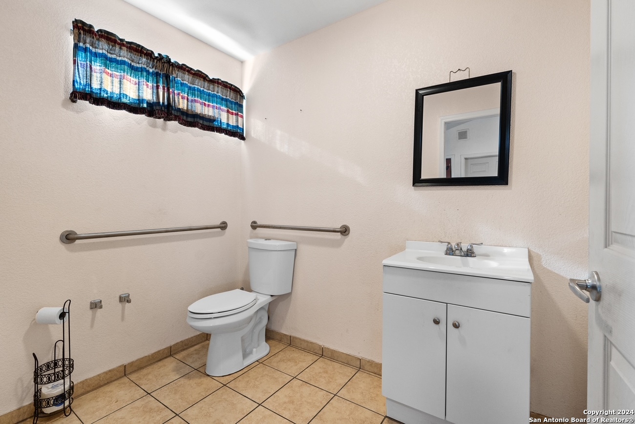 5119 W Commerce St , San Antonio, TX, 78237 | 1813370 | Realty Texas LLC
