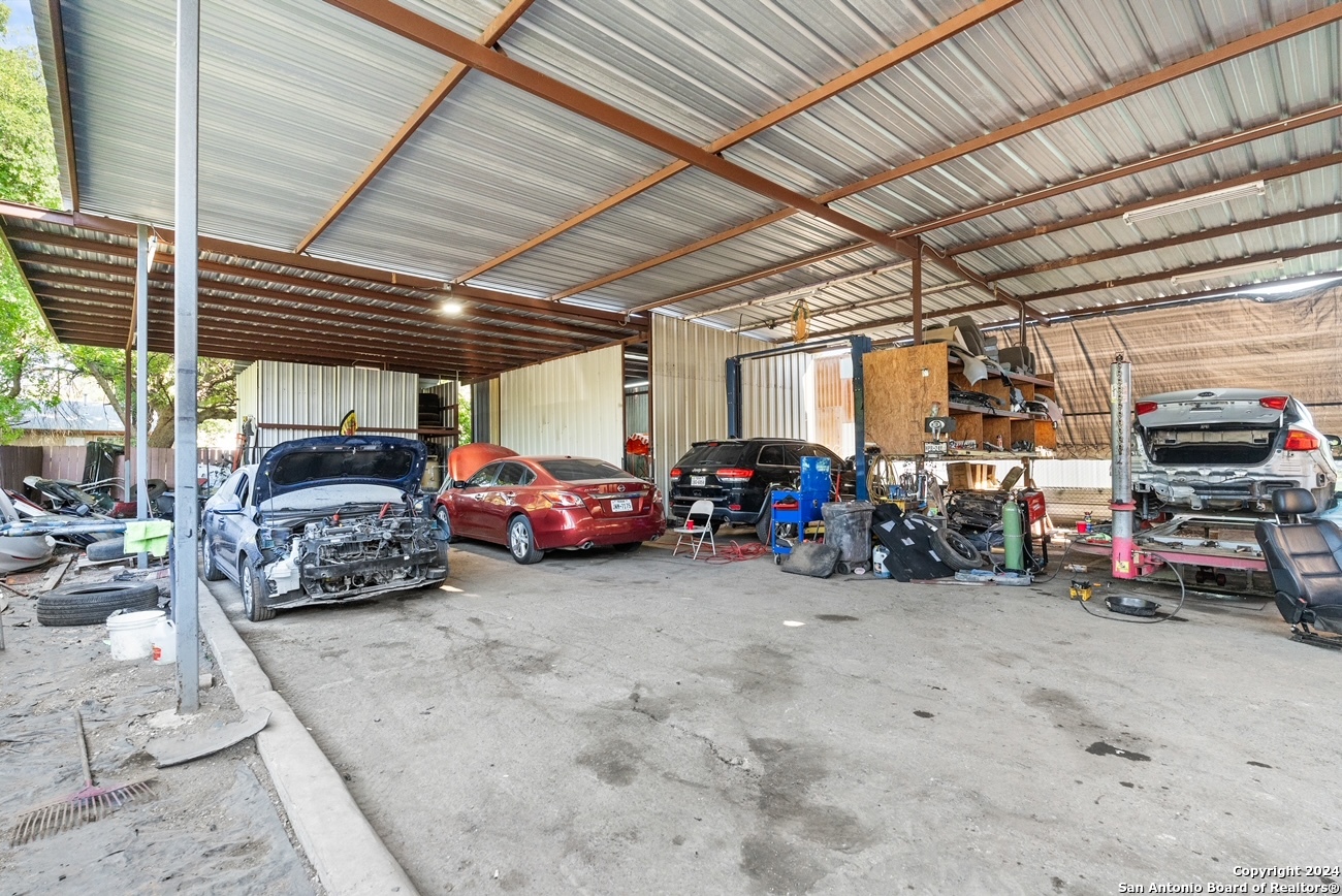 5119 W Commerce St , San Antonio, TX, 78237 | 1813370 | Realty Texas LLC