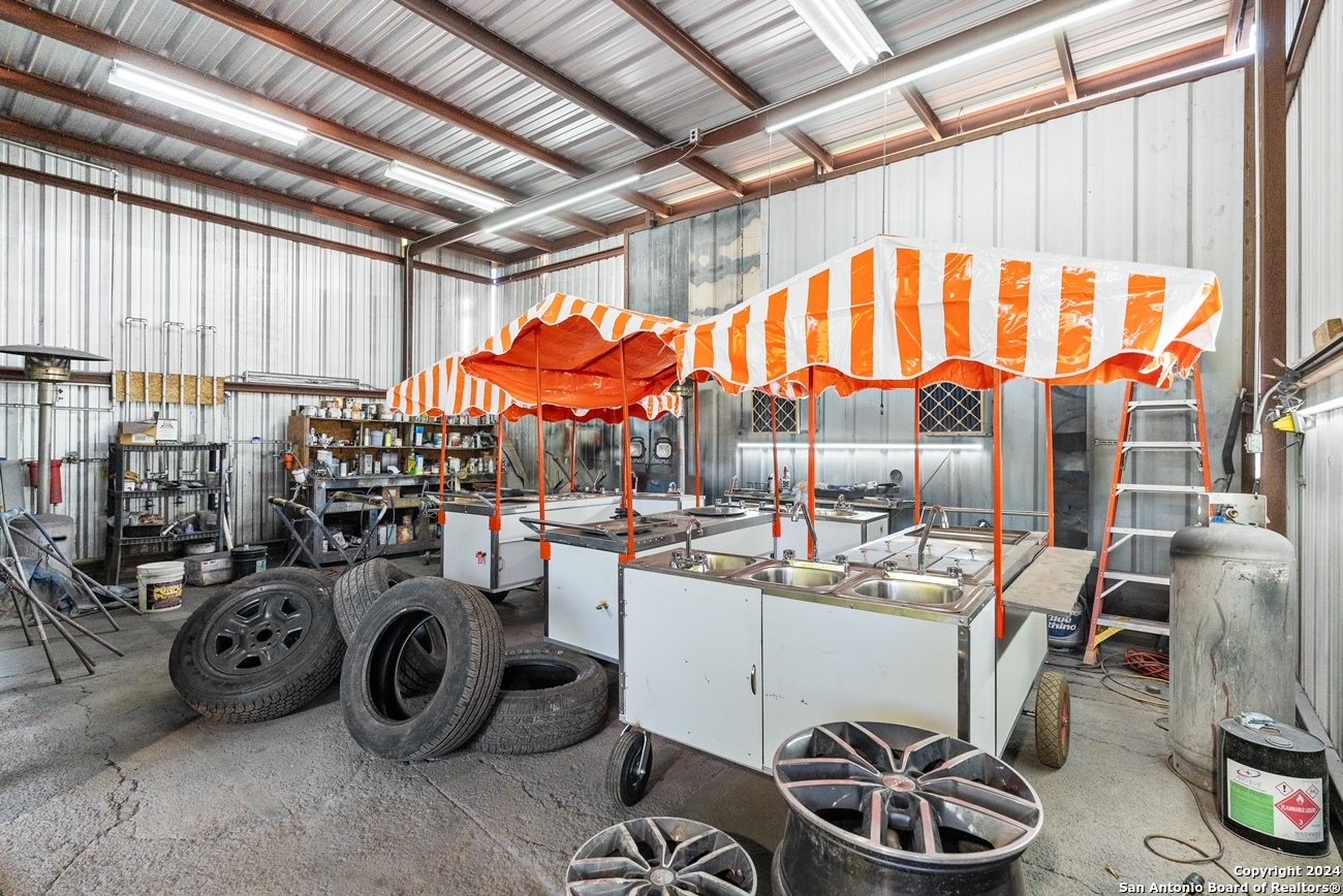 5119 W Commerce St , San Antonio, TX, 78237 | 1813370 | Realty Texas LLC