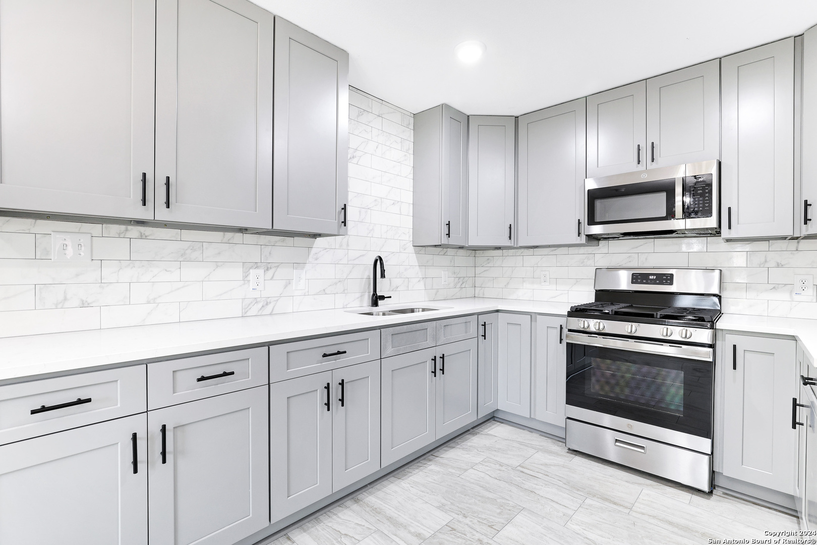 9138 Lytle , San Antonio, TX, 78224-2250 | 1813925 | Realty Texas LLC