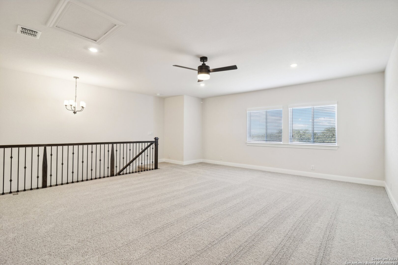 184 Gather Street , Castroville, TX, 78009 | 1814062 | Realty Texas LLC