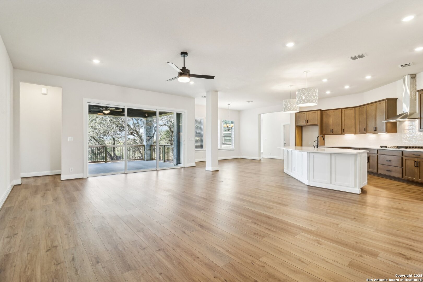 184 Gather Street , Castroville, TX, 78009 | 1814062 | Realty Texas LLC