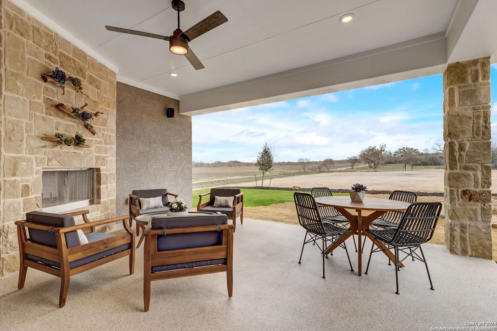 184 Gather Street , Castroville, TX, 78009 | 1814062 | Realty Texas LLC