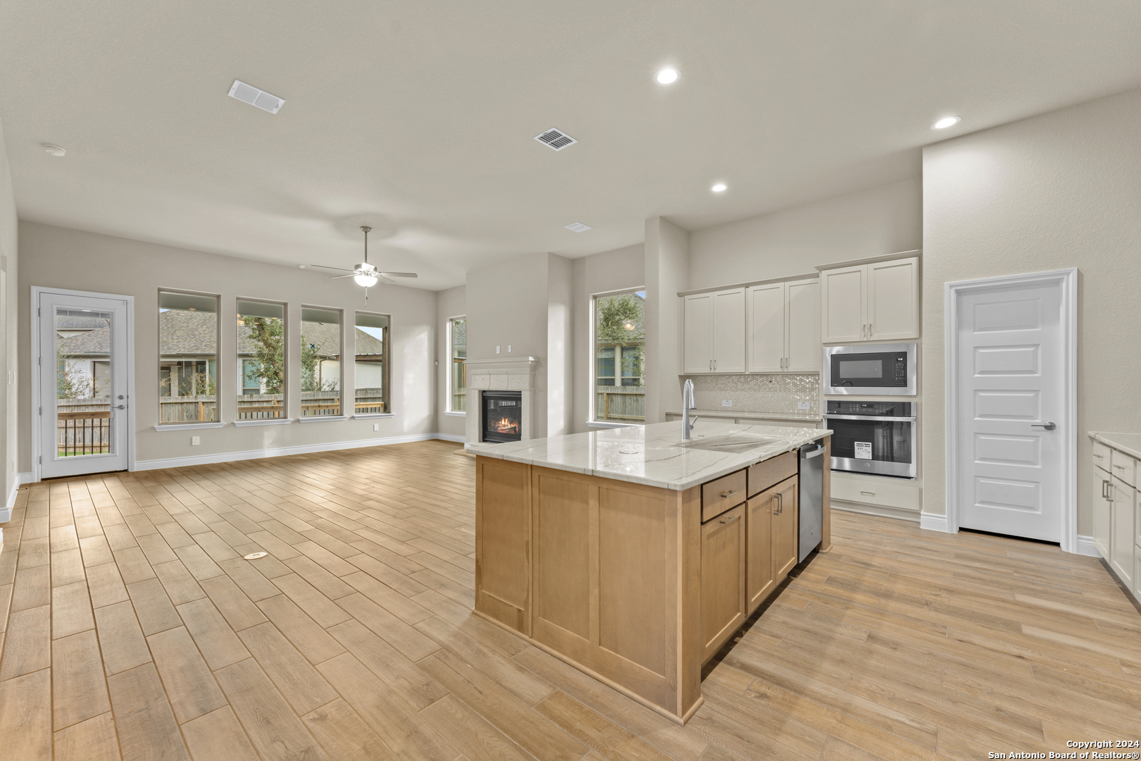 29330 Cheyenne Ridge , Boerne, TX, 78015 | 1814780 | Realty Texas LLC