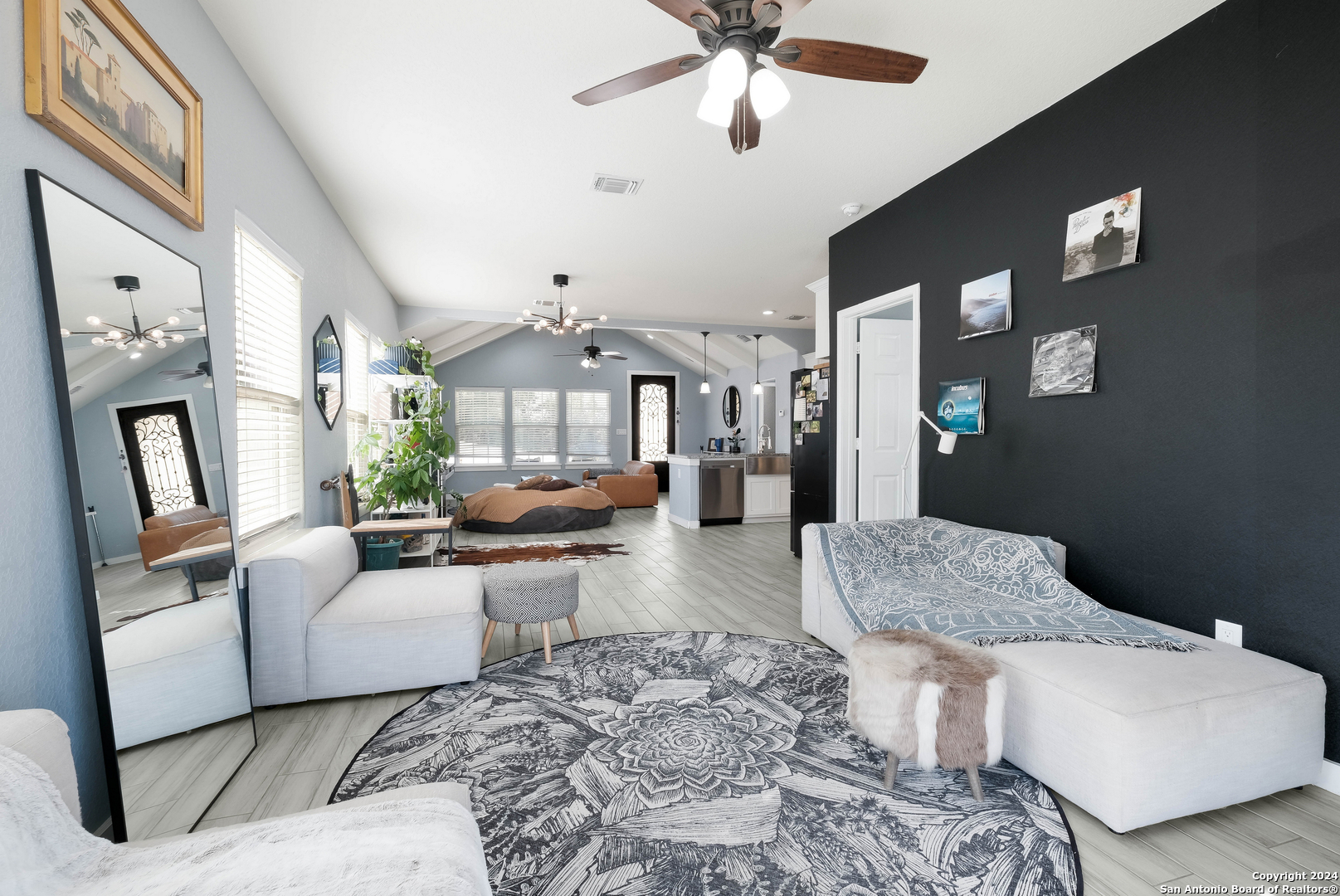 1025 Alta Vista Ln , Canyon Lake, TX, 78133-2824 | 1815094 | Realty Texas LLC