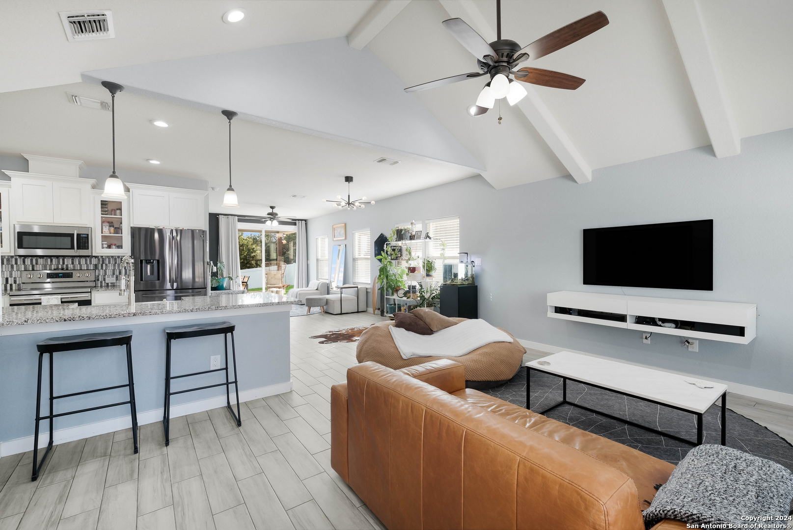 1025 Alta Vista Ln , Canyon Lake, TX, 78133-2824 | 1815094 | Realty Texas LLC