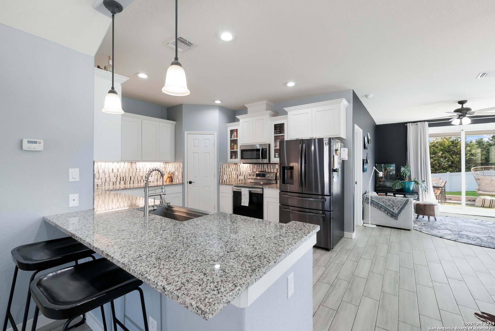 1025 Alta Vista Ln , Canyon Lake, TX, 78133-2824 | 1815094 | Realty Texas LLC