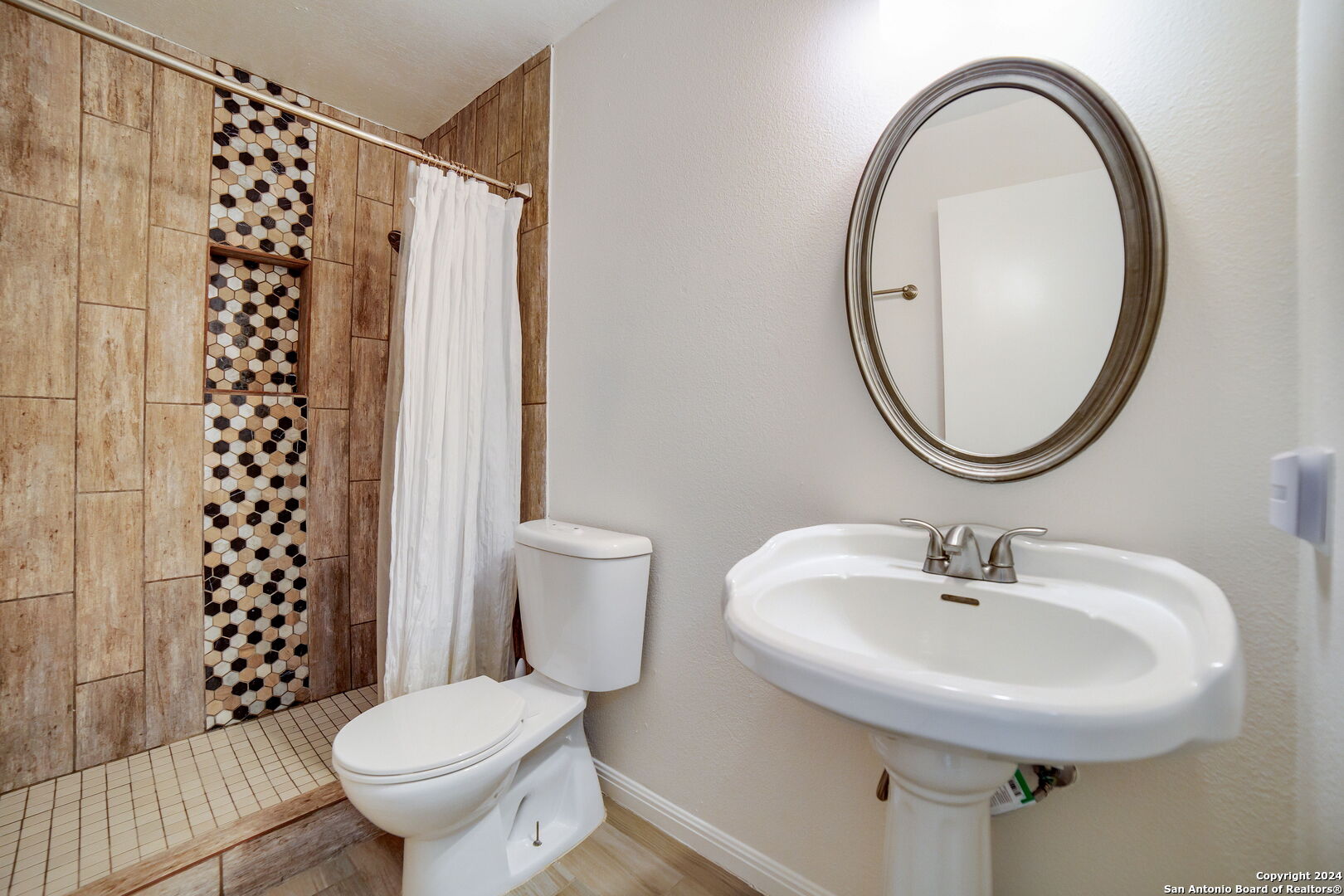 8315 Greenham , San Antonio, TX, 78239-2918 | 1815071 | Realty Texas LLC