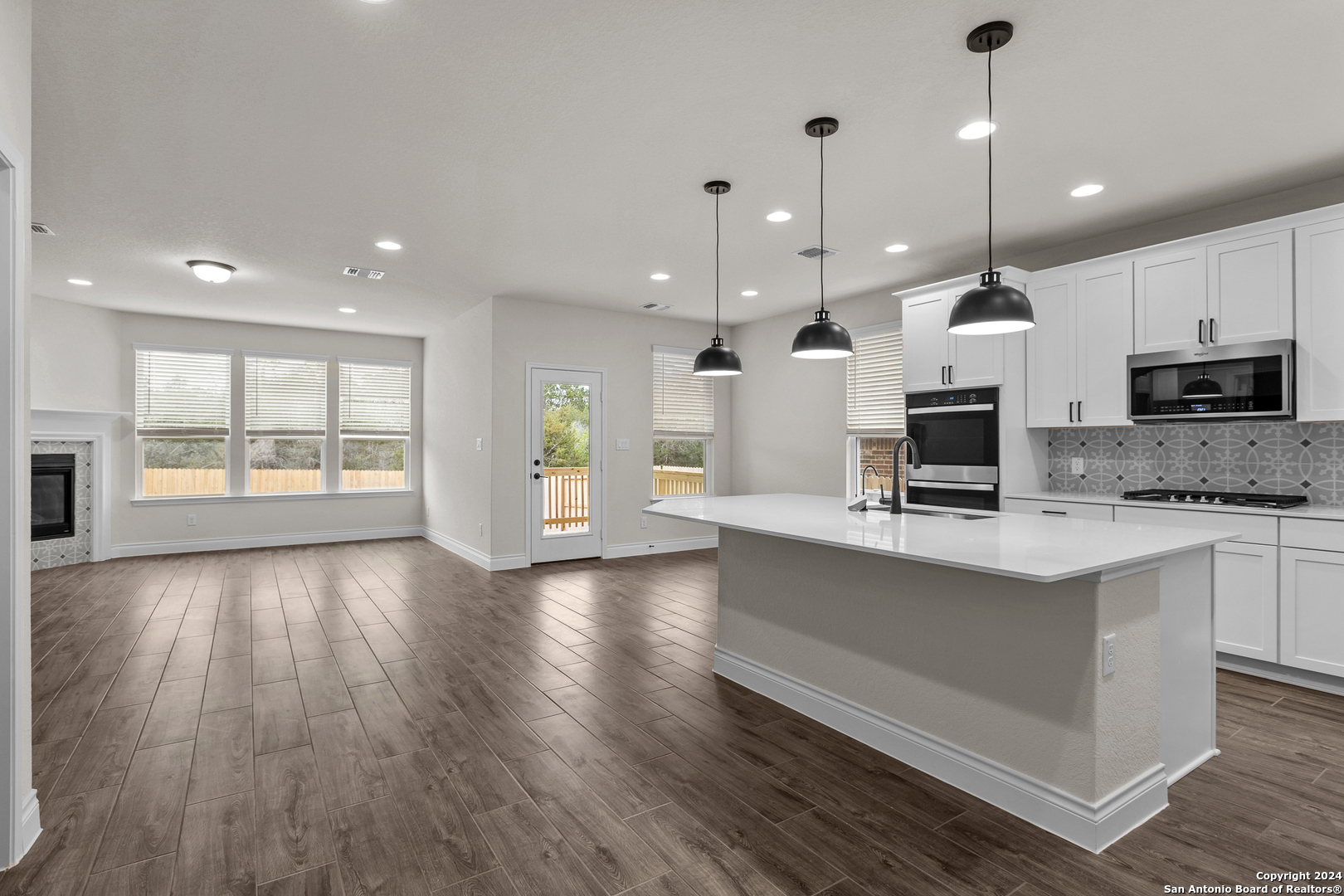 814 Pamplona Lane , New Braunfels, TX, 78132 | 1814933 | Realty Texas LLC