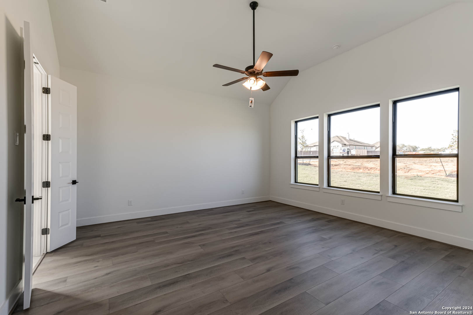 5033 Estates Oak Way , San Antonio, TX, 78263 | 1815709 | Realty Texas LLC