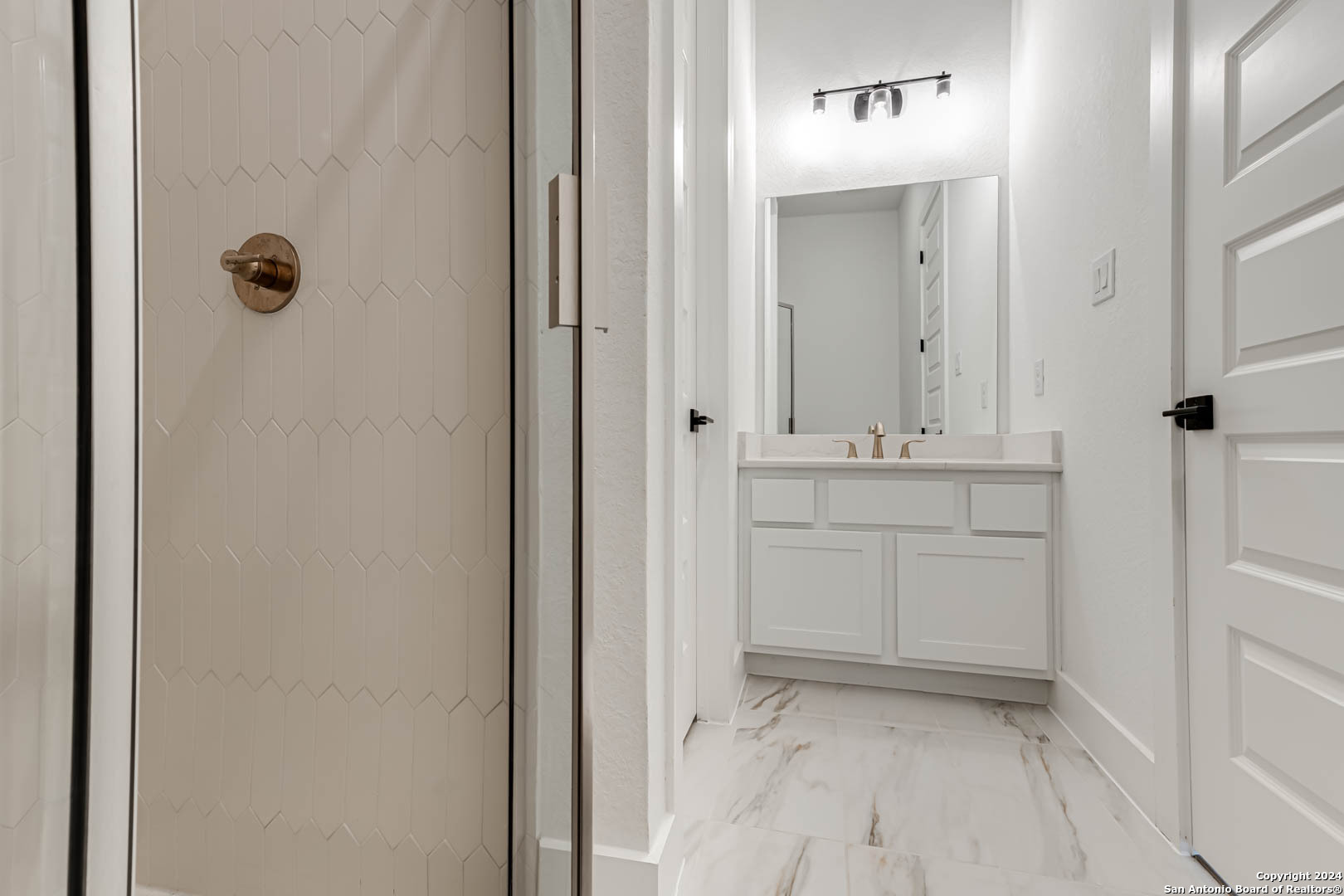 5033 Estates Oak Way , San Antonio, TX, 78263 | 1815709 | Realty Texas LLC