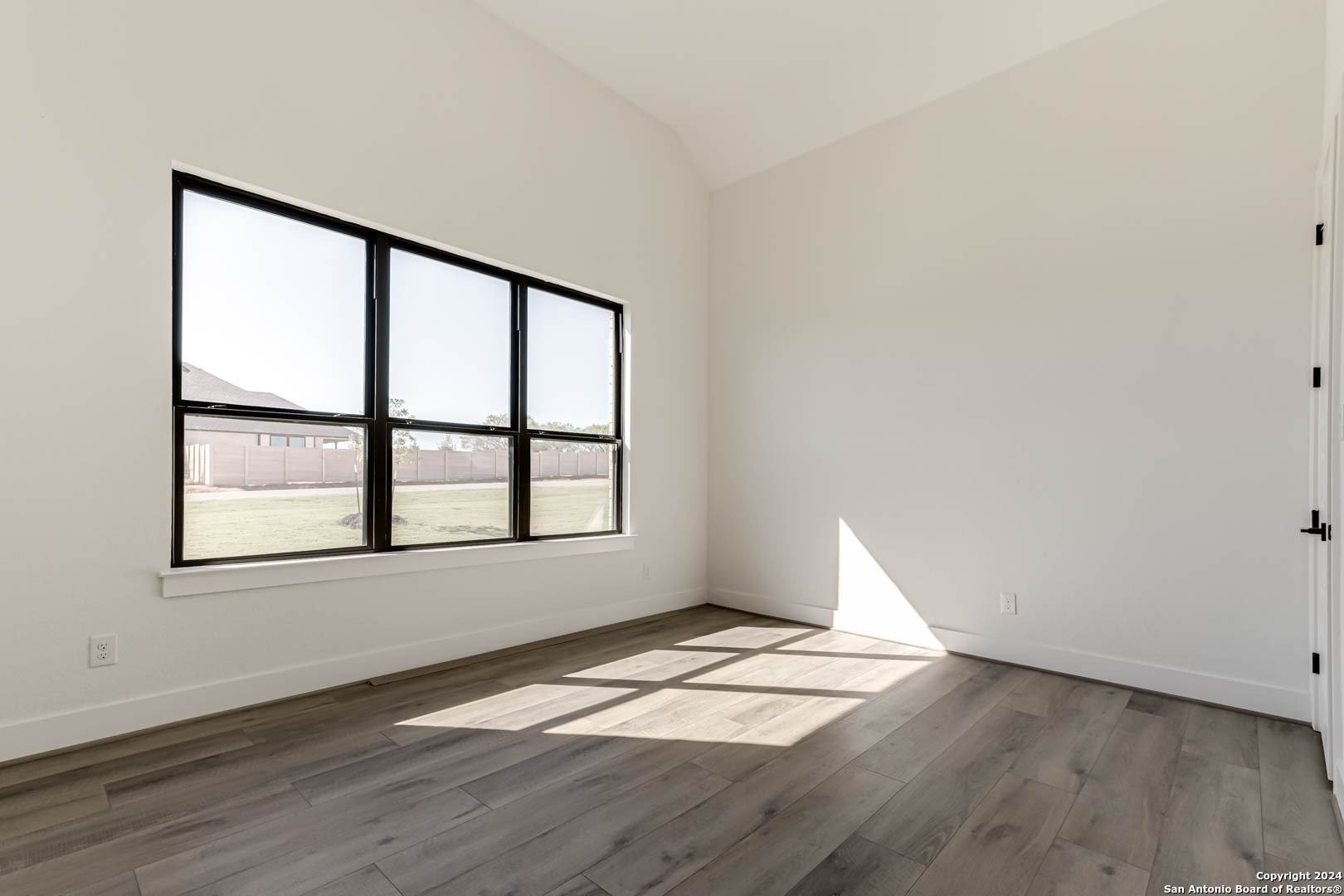 5033 Estates Oak Way , San Antonio, TX, 78263 | 1815709 | Realty Texas LLC