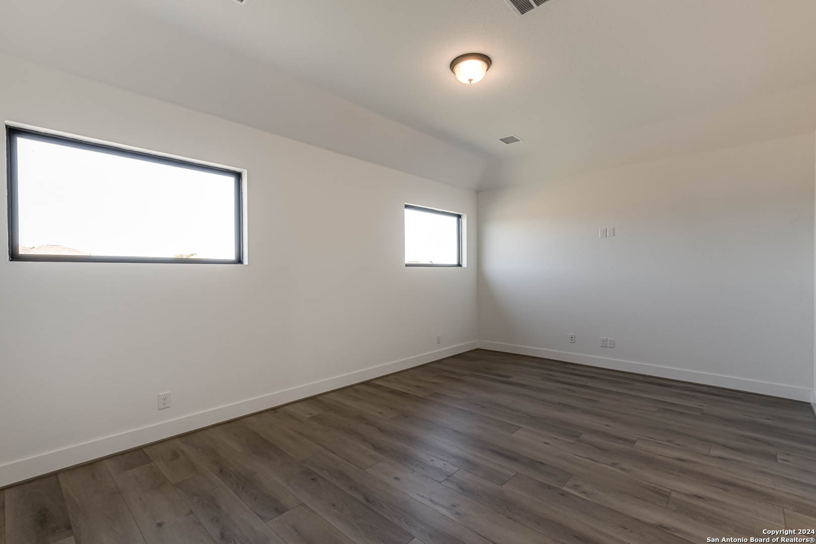 5033 Estates Oak Way , San Antonio, TX, 78263 | 1815709 | Realty Texas LLC