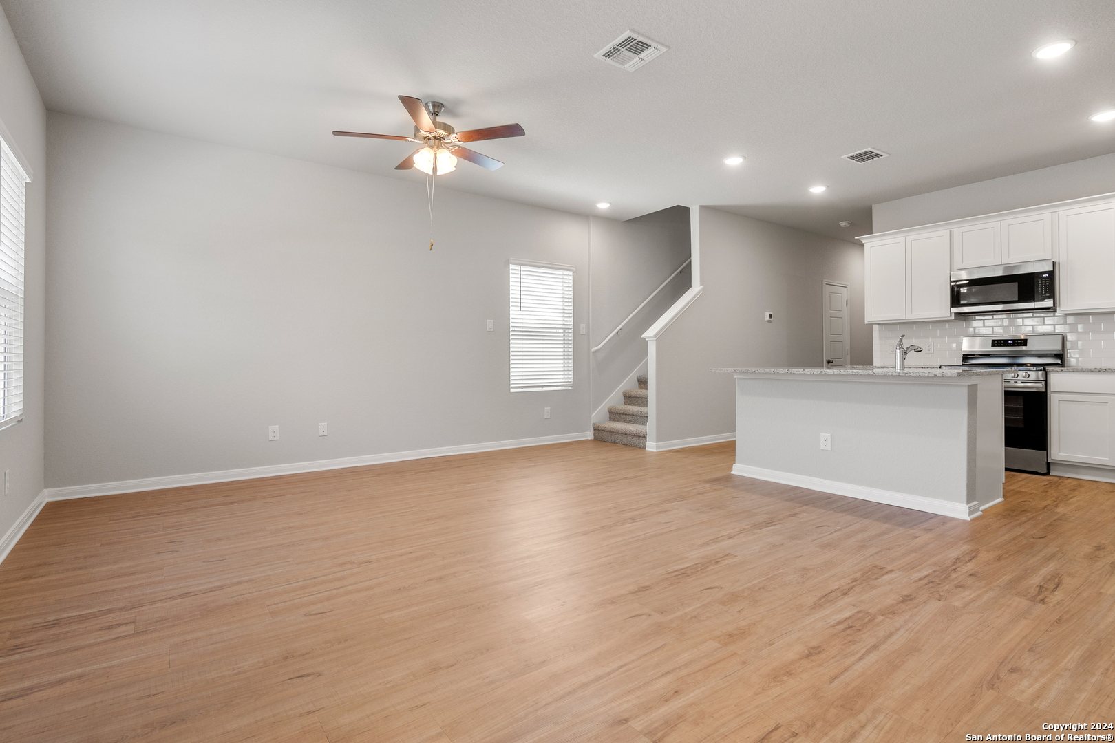 3834 Abbott Place 102 , St Hedwig, TX, 78152 | 1818155 | Realty Texas LLC
