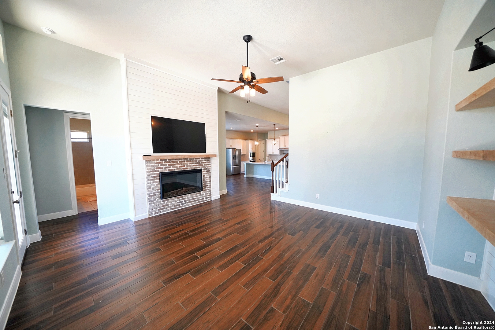 101 Alcantara , Boerne, TX, 78006 | 1819507 | Realty Texas LLC