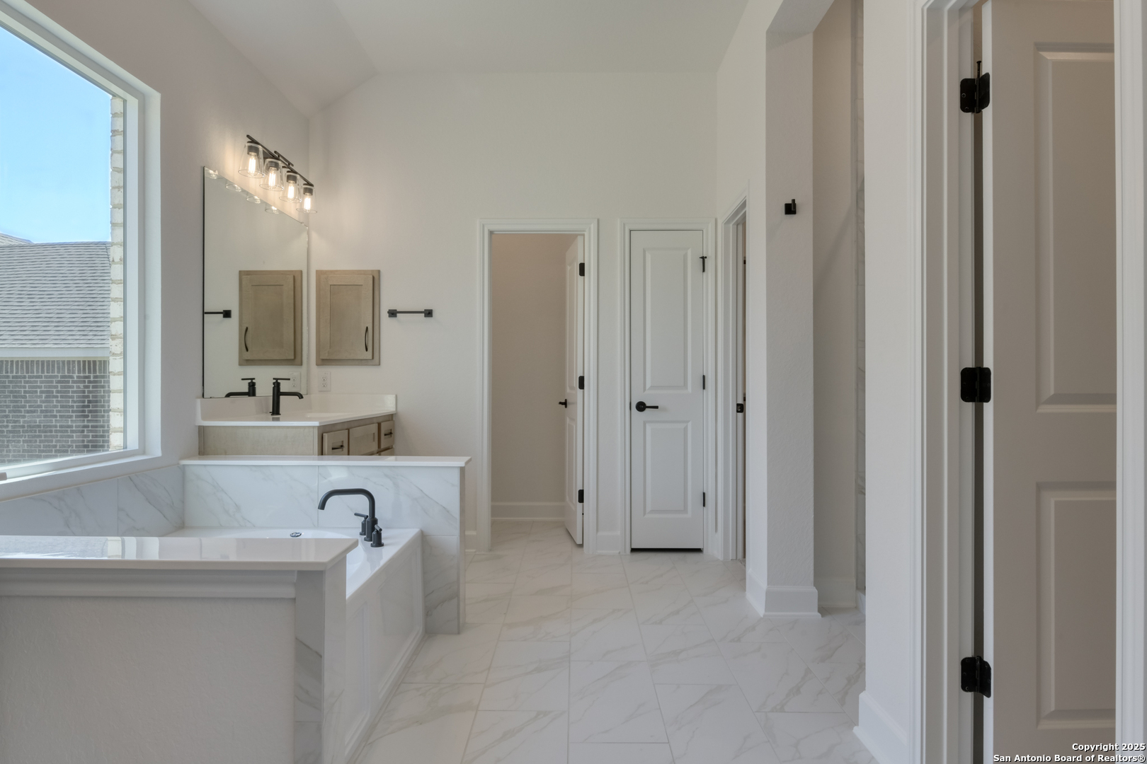 8727 Whisper Gate , Fair Oaks Ranch, TX, 78015 | 1818387 | Realty Texas LLC