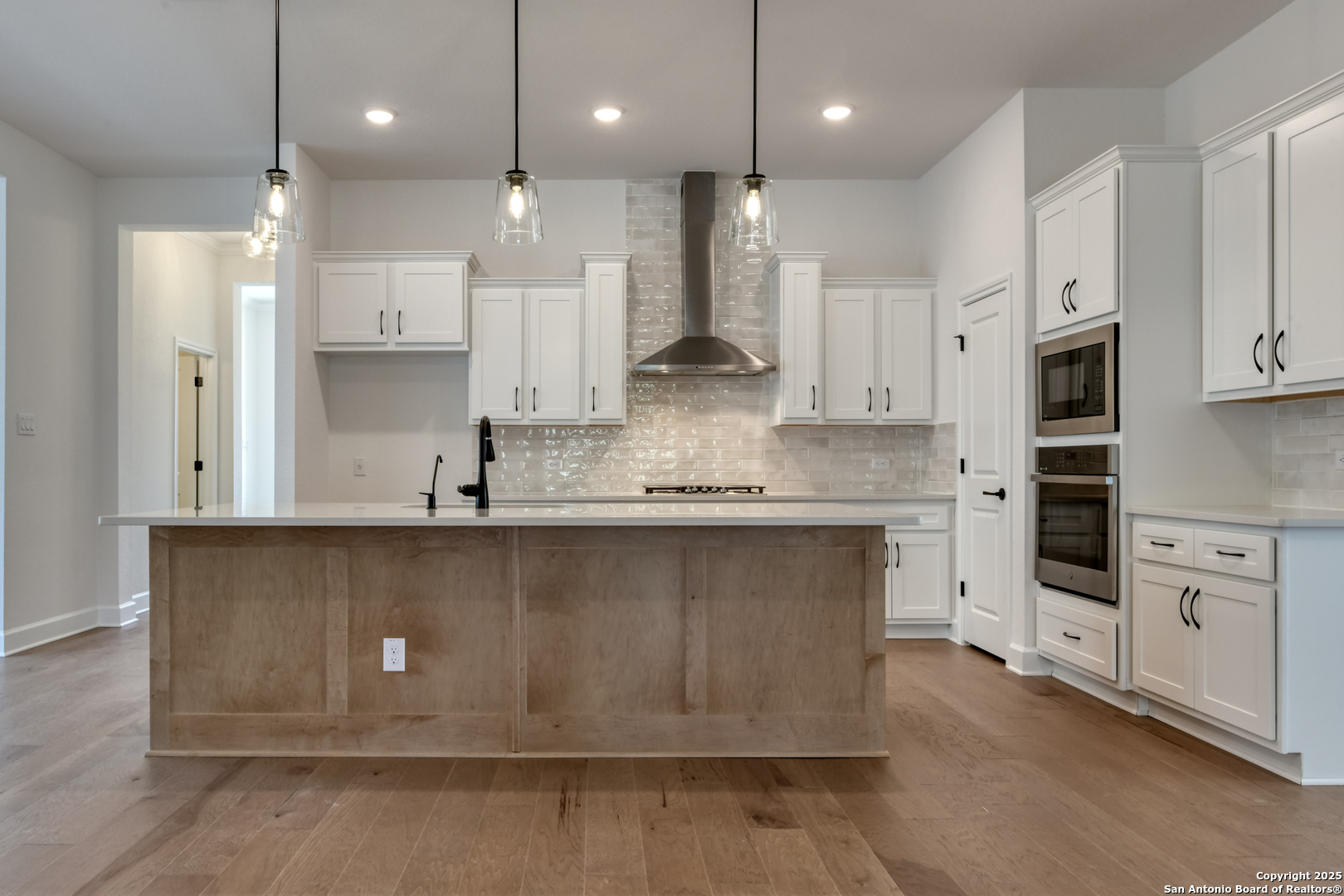 8727 Whisper Gate , Fair Oaks Ranch, TX, 78015 | 1818387 | Realty Texas LLC