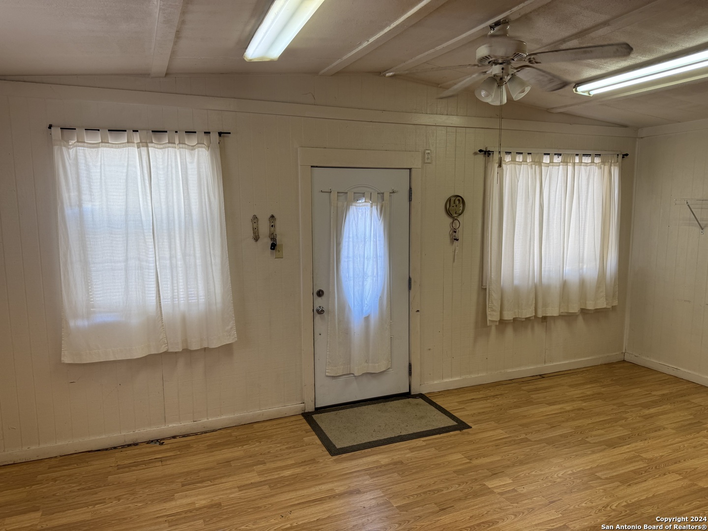 3750 State Highway 132 , Lytle, TX, 78052-4722 | 1819257 | Realty Texas LLC