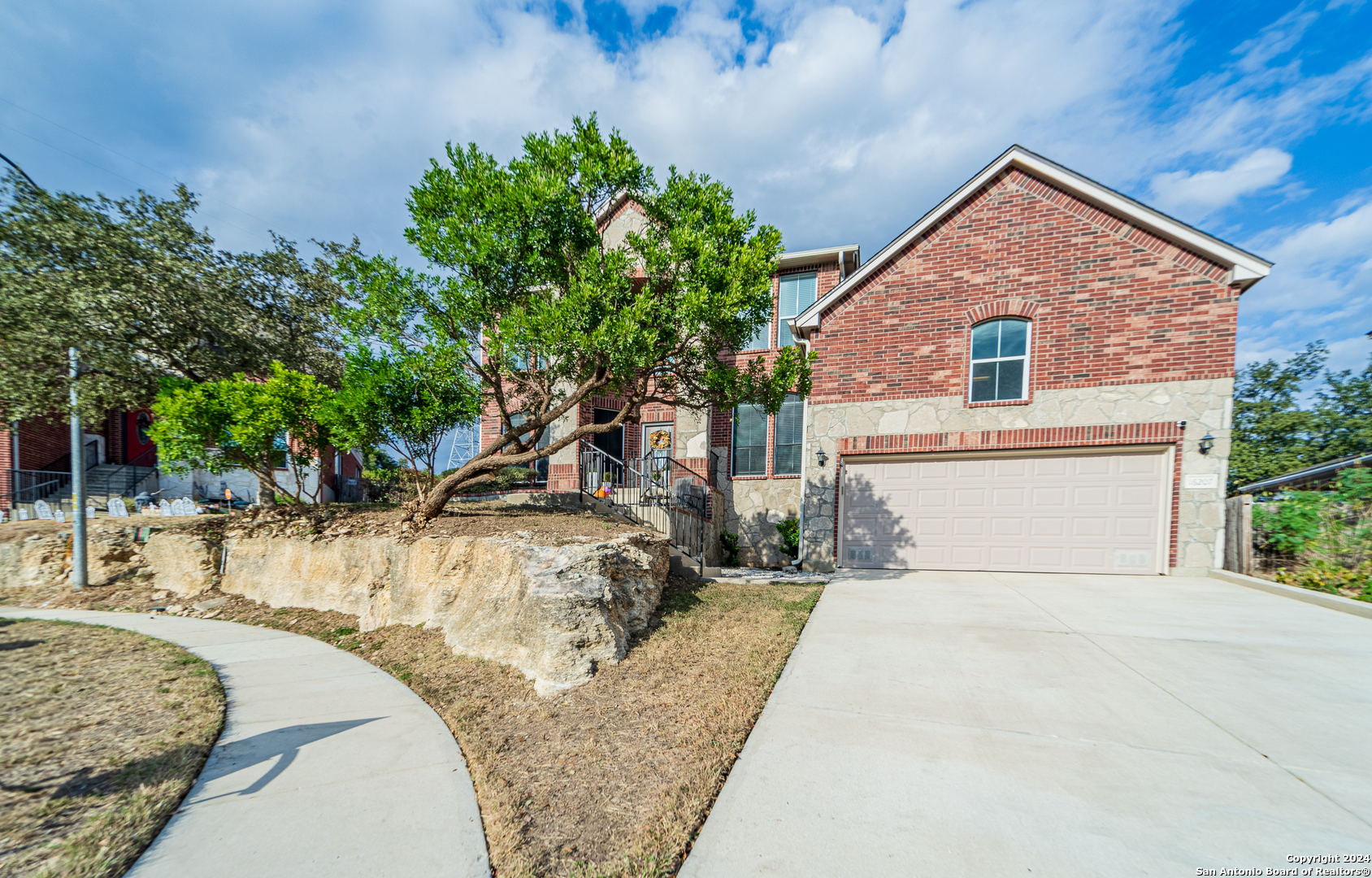 16207 Ponderosa Pass , Helotes, TX, 78023 | 1818608 | Realty Texas LLC