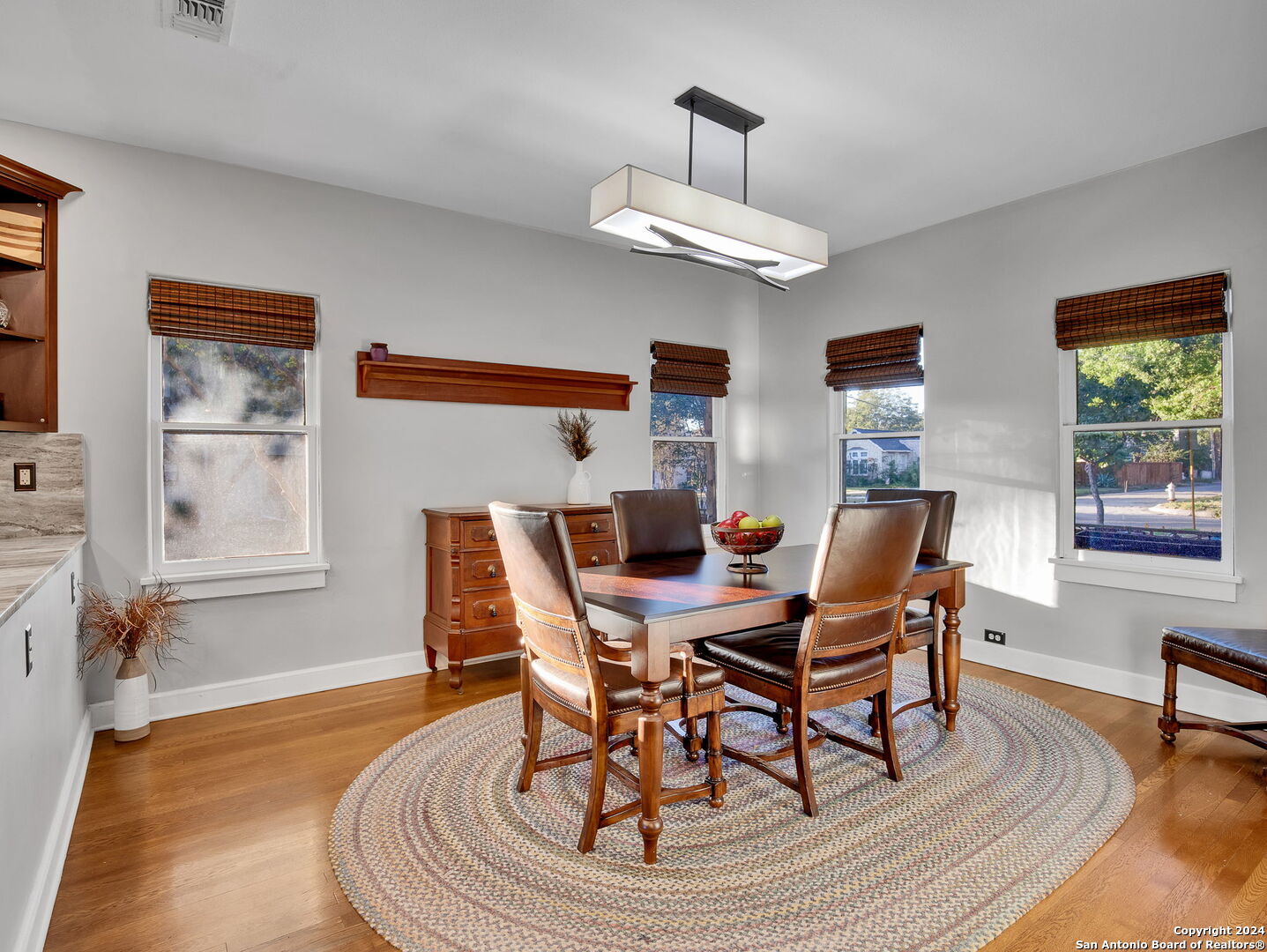 2170 W Kings Hwy , San Antonio, TX, 78201-4801 | 1818803 | Realty Texas LLC