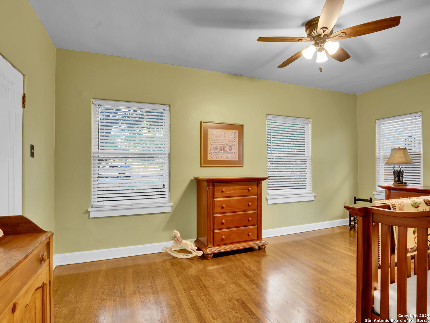 2170 W Kings Hwy , San Antonio, TX, 78201-4801 | 1818803 | Realty Texas LLC