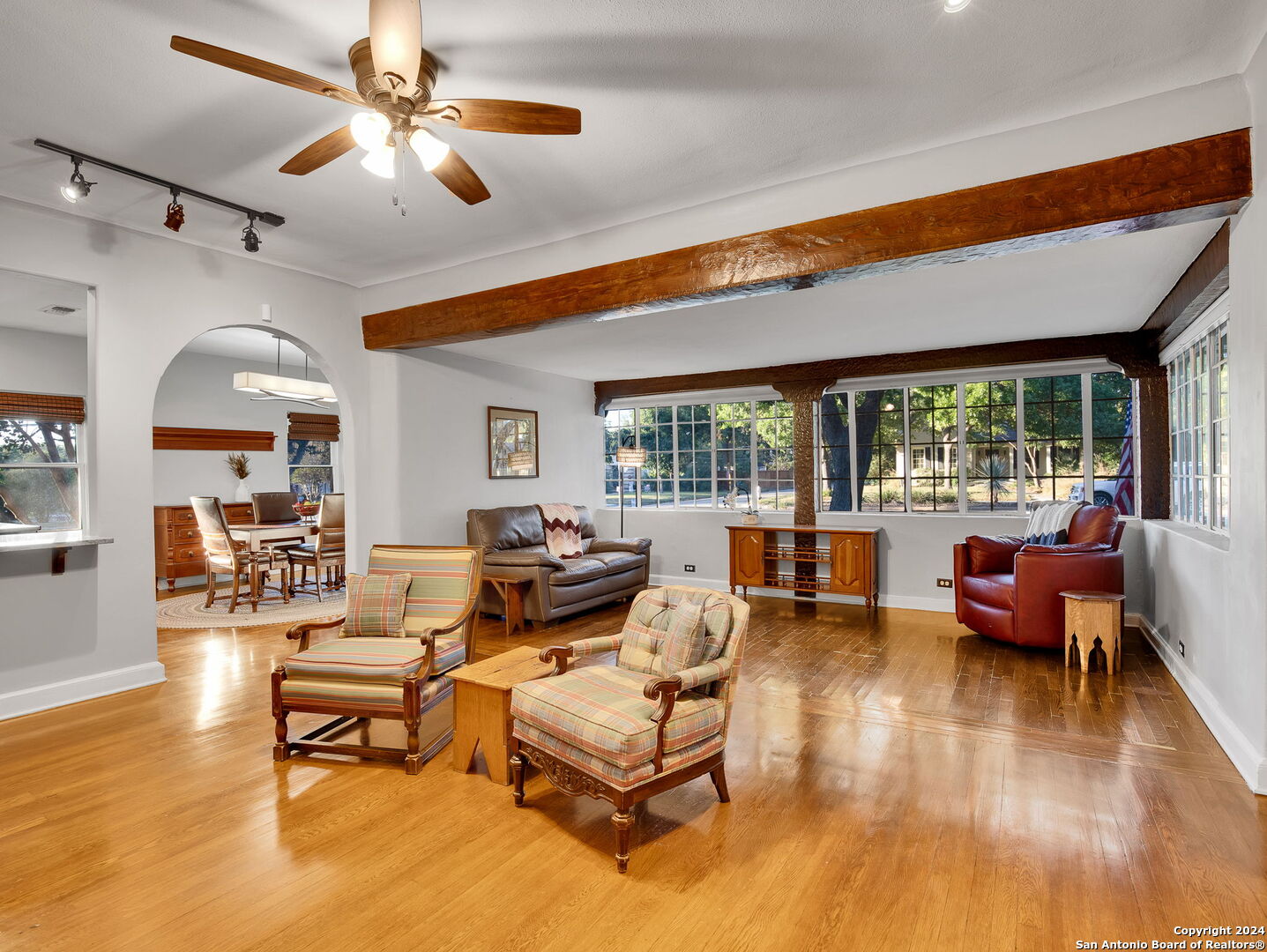 2170 W Kings Hwy , San Antonio, TX, 78201-4801 | 1818803 | Realty Texas LLC