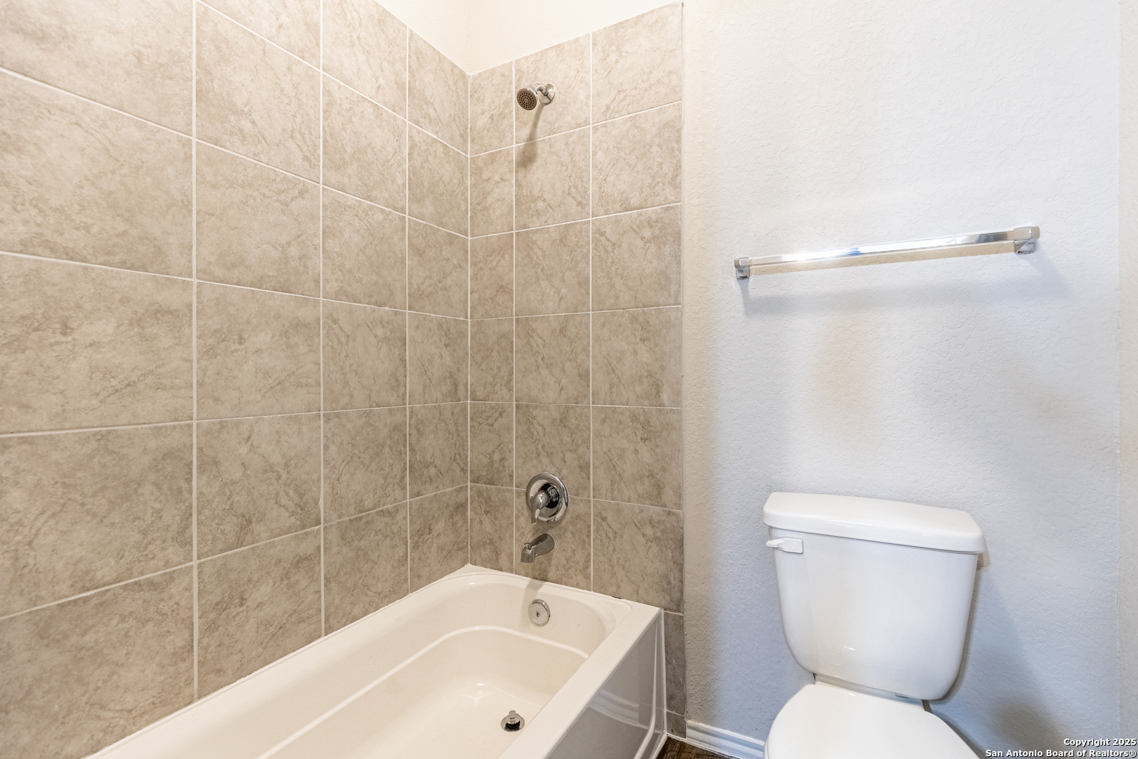 10230 Melissa Ranch Blvd , San Antonio, TX, 78245-4914 | 1816804 | Realty Texas LLC
