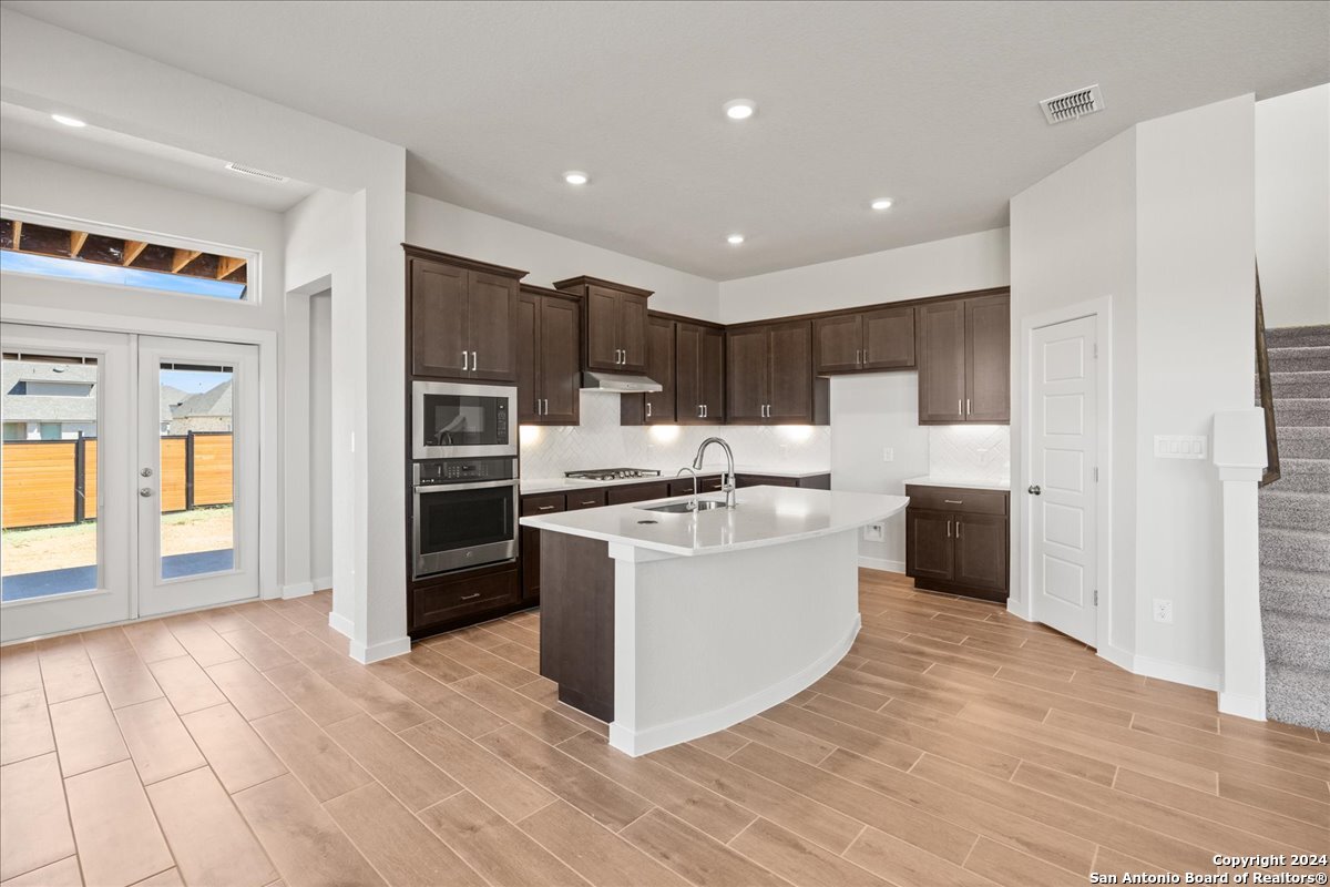 1658 Couser Avenue , New Braunfels, TX, 78132 | 1817015 | Realty Texas LLC
