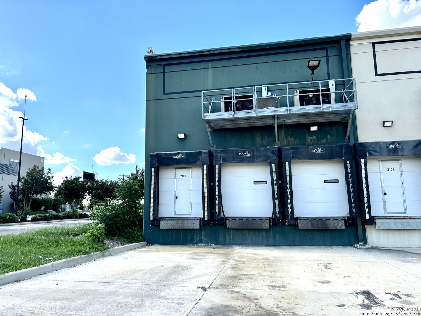 9342 Loop 410 B-1 , San Antonio, TX, 78223 | 1820477 | Realty Texas LLC