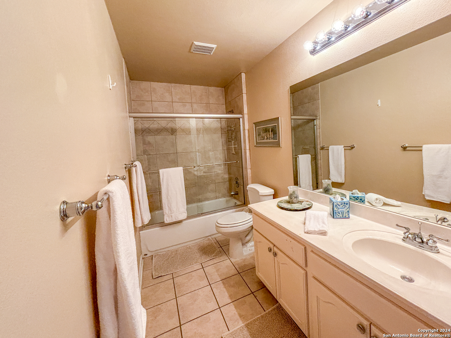 52 Chapel Hill Circle , San Antonio, TX, 78240 | 1821952 | Realty Texas LLC