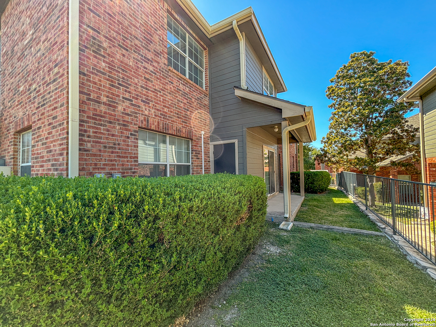 52 Chapel Hill Circle , San Antonio, TX, 78240 | 1821952 | Realty Texas LLC