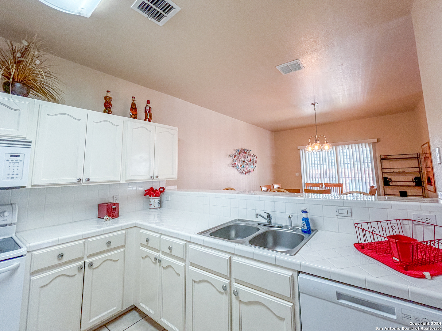 52 Chapel Hill Circle , San Antonio, TX, 78240 | 1821952 | Realty Texas LLC