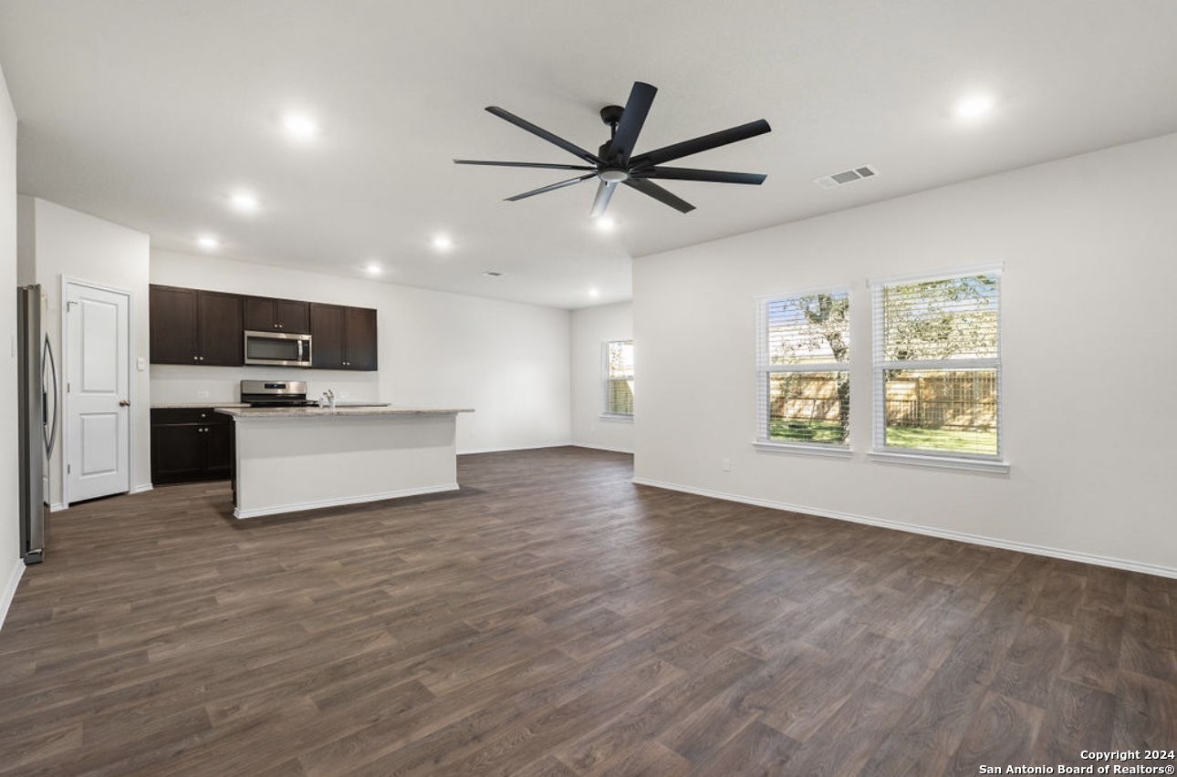 4924 Rodingite Trace , San Antonio, TX, 78253 | 1822693 | Realty Texas LLC