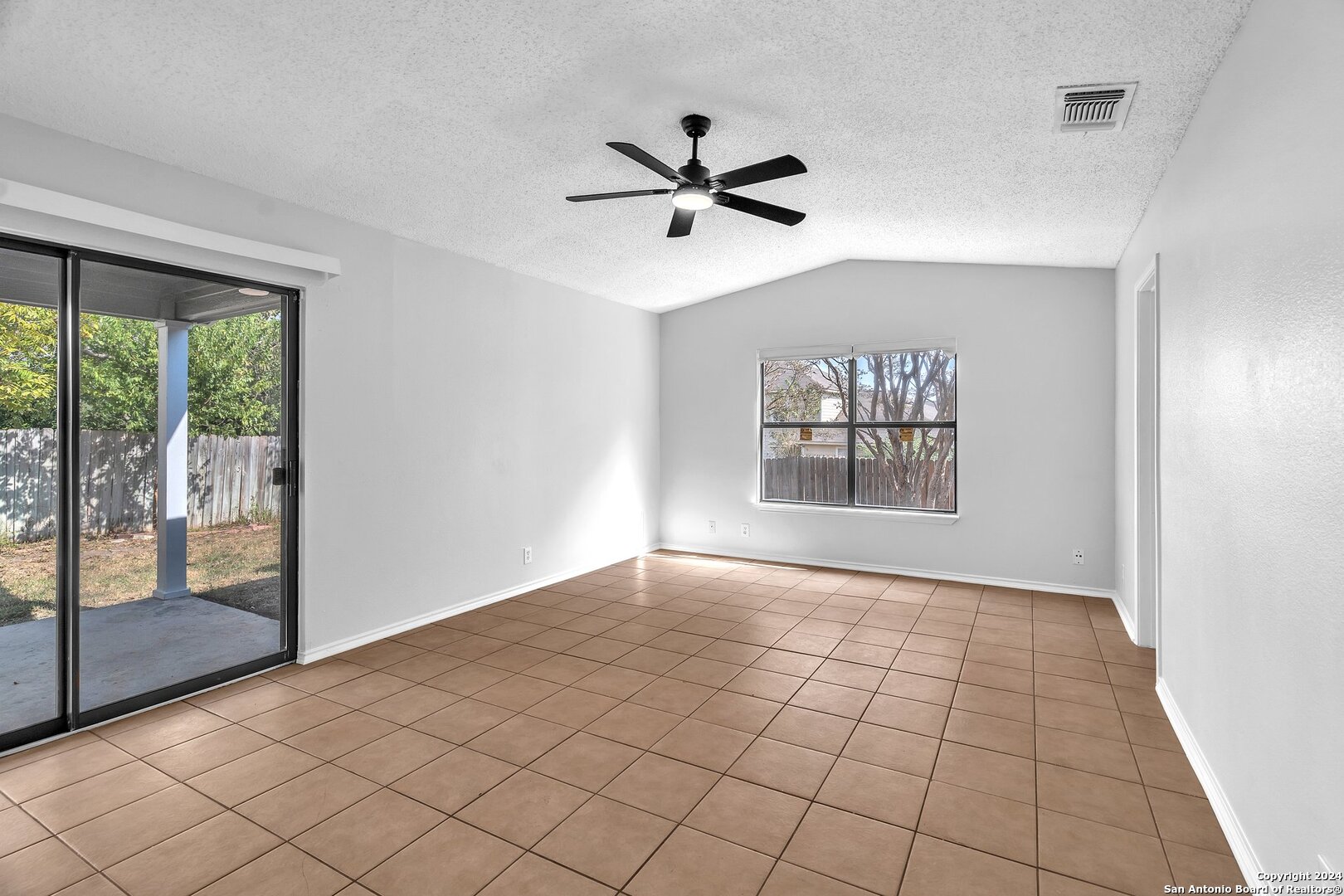 9766 Spruce Ridge , Converse, TX, 78109 | 1823605 | Realty Texas LLC