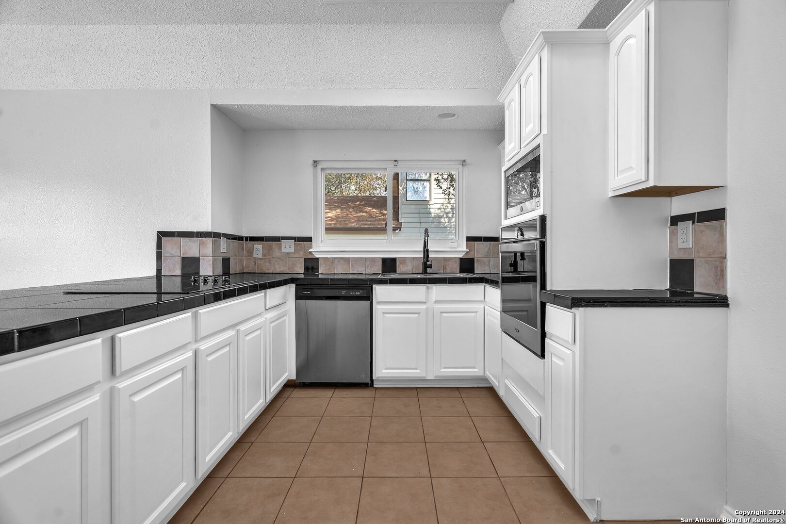 9766 Spruce Ridge , Converse, TX, 78109 | 1823605 | Realty Texas LLC
