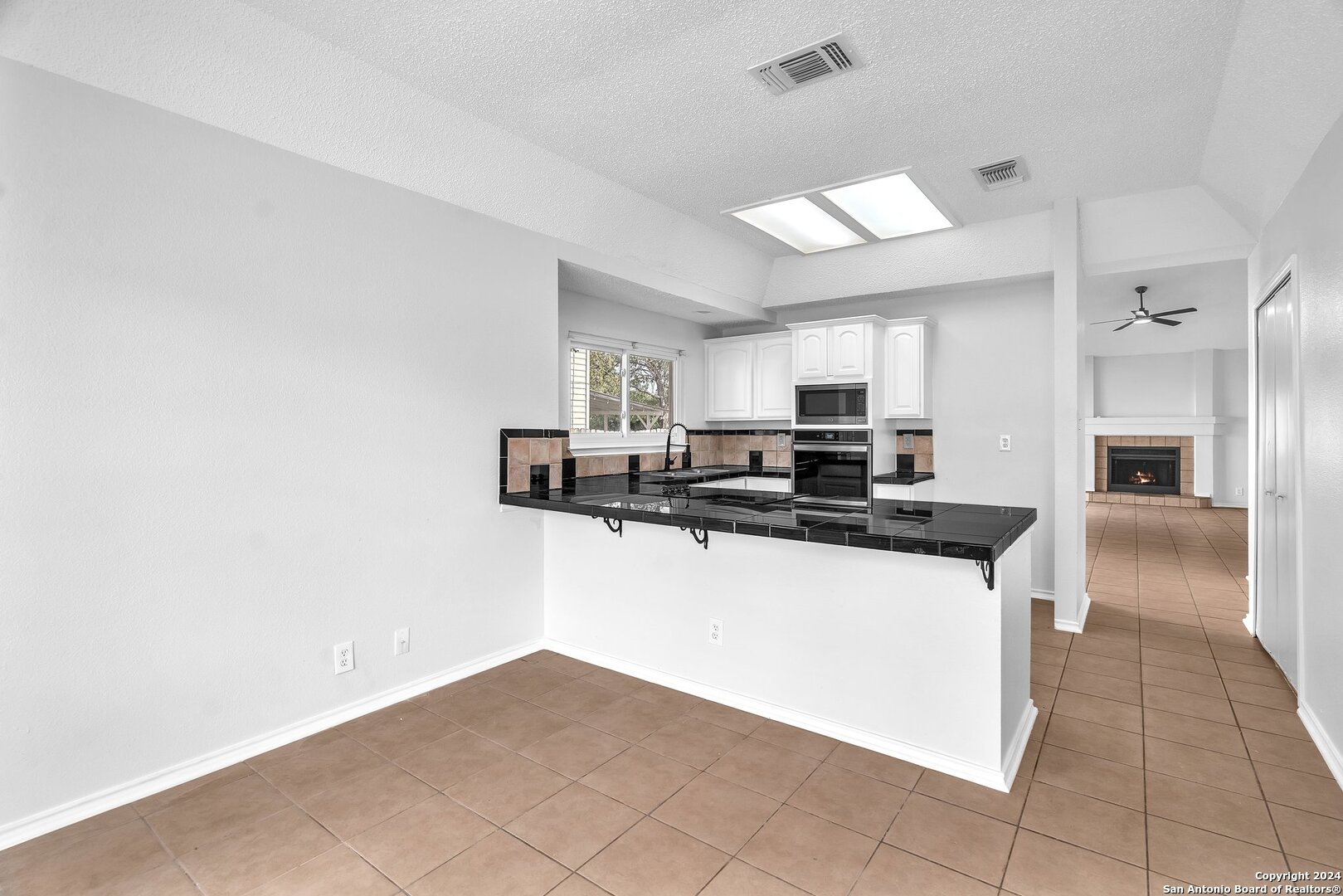 9766 Spruce Ridge , Converse, TX, 78109 | 1823605 | Realty Texas LLC