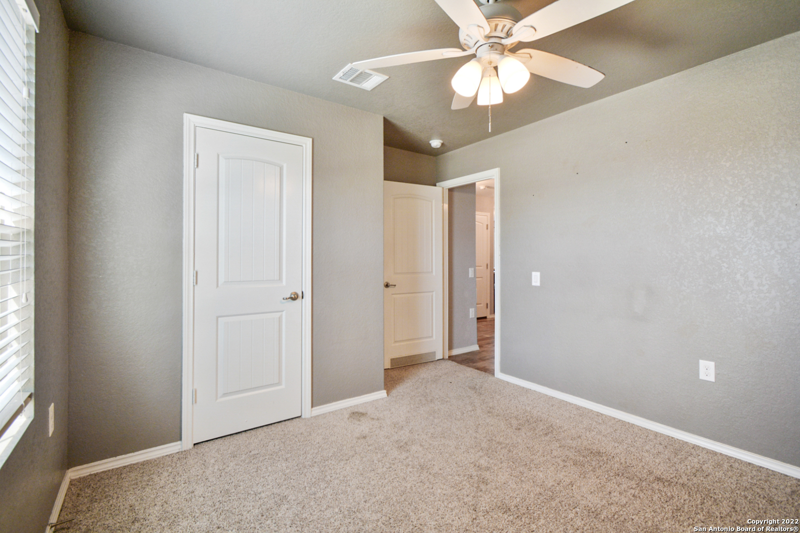 6962 Cozy Run , San Antonio, TX, 78218-4481 | 1823580 | Realty Texas LLC