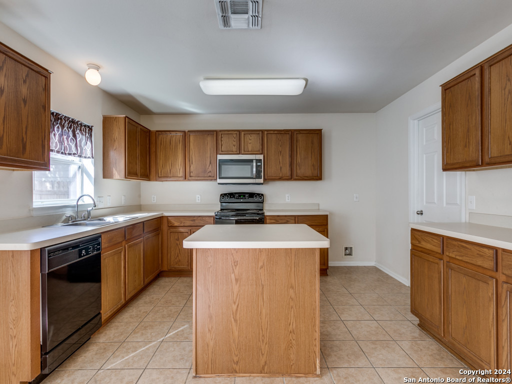2011 Wormack Way , San Antonio, TX, 78251 | 1825256 | Realty Texas LLC