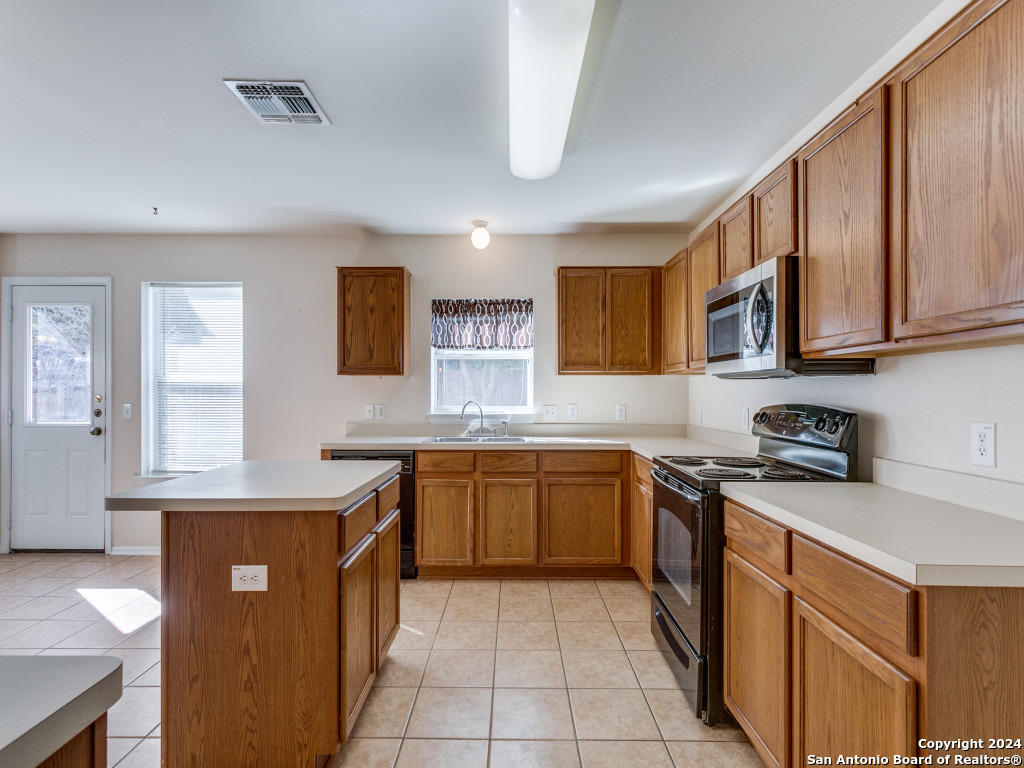 2011 Wormack Way , San Antonio, TX, 78251 | 1825256 | Realty Texas LLC