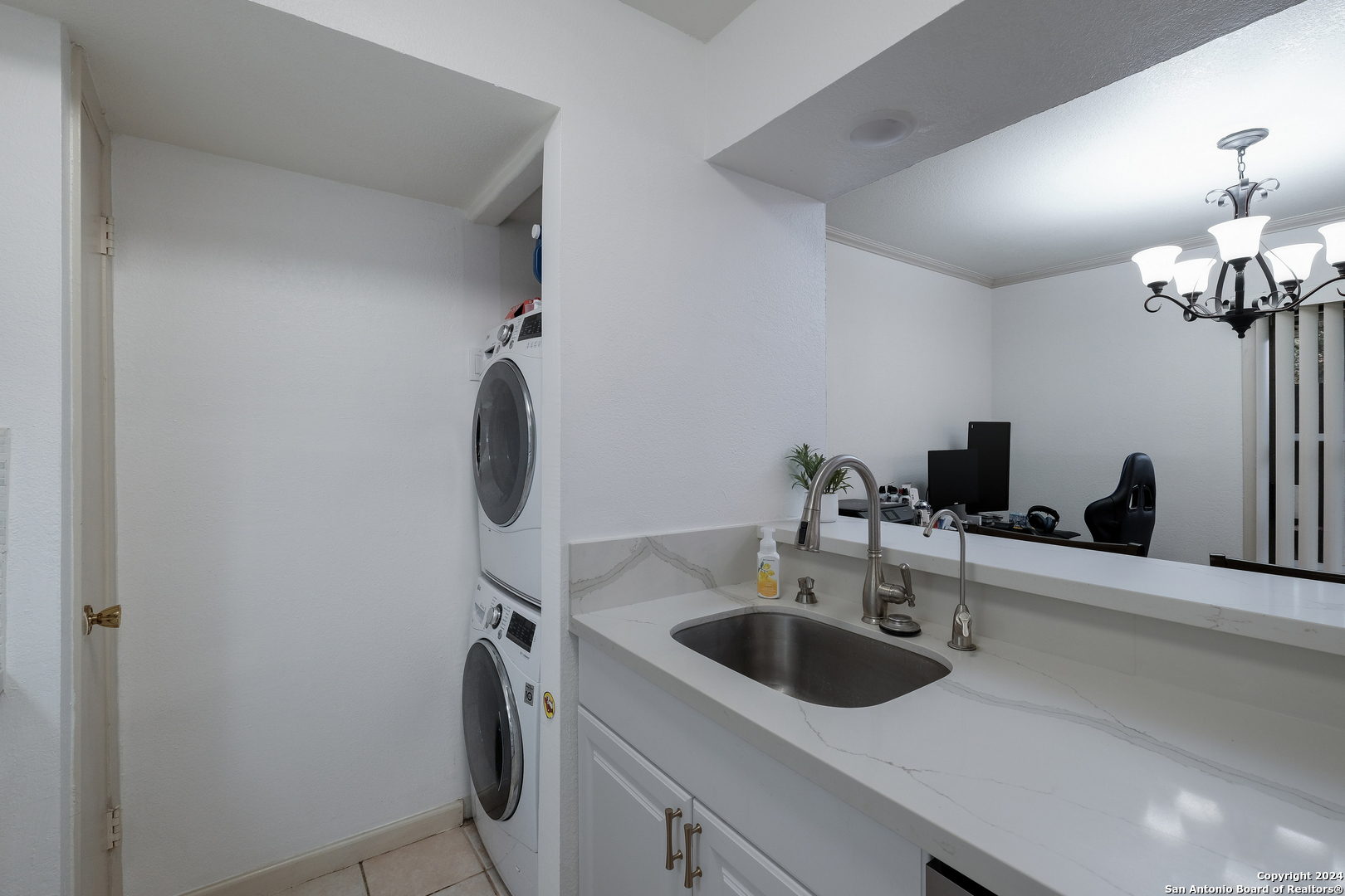 3843 Barrington Street 143-k , San Antonio, TX, 78217-4169 | 1825320 | Realty Texas LLC