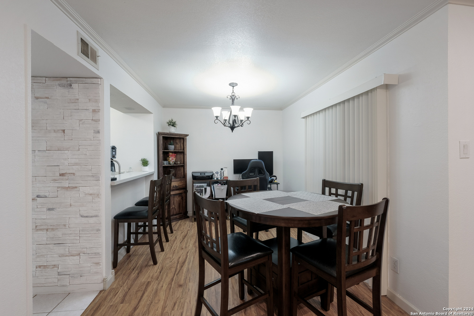 3843 Barrington Street 143-k , San Antonio, TX, 78217-4169 | 1825320 | Realty Texas LLC