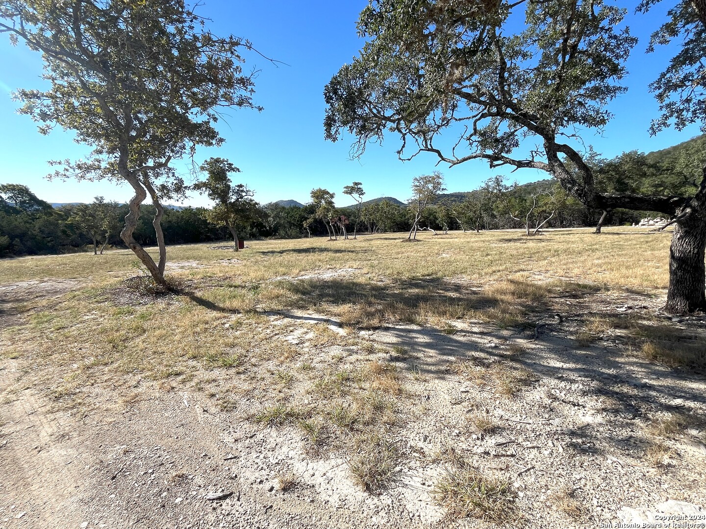 2763 E Ranch Road 337 , Leakey, TX, 78873 | 1825951 | Realty Texas LLC