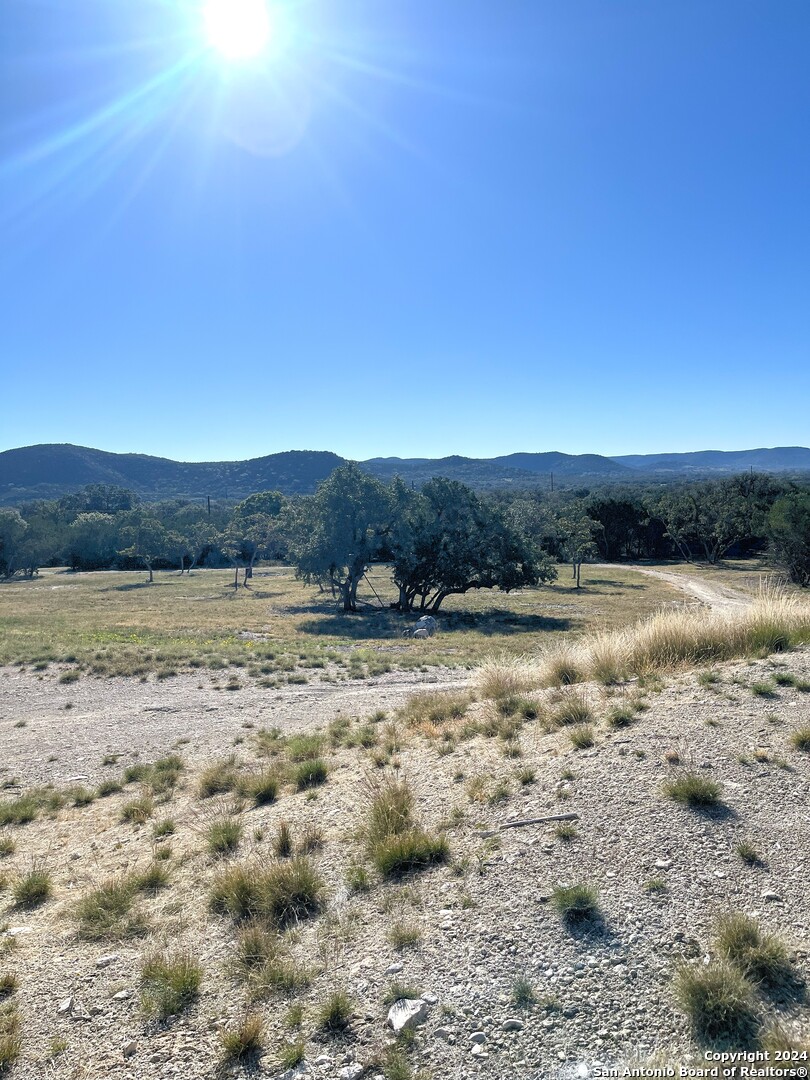 2763 E Ranch Road 337 , Leakey, TX, 78873 | 1825951 | Realty Texas LLC