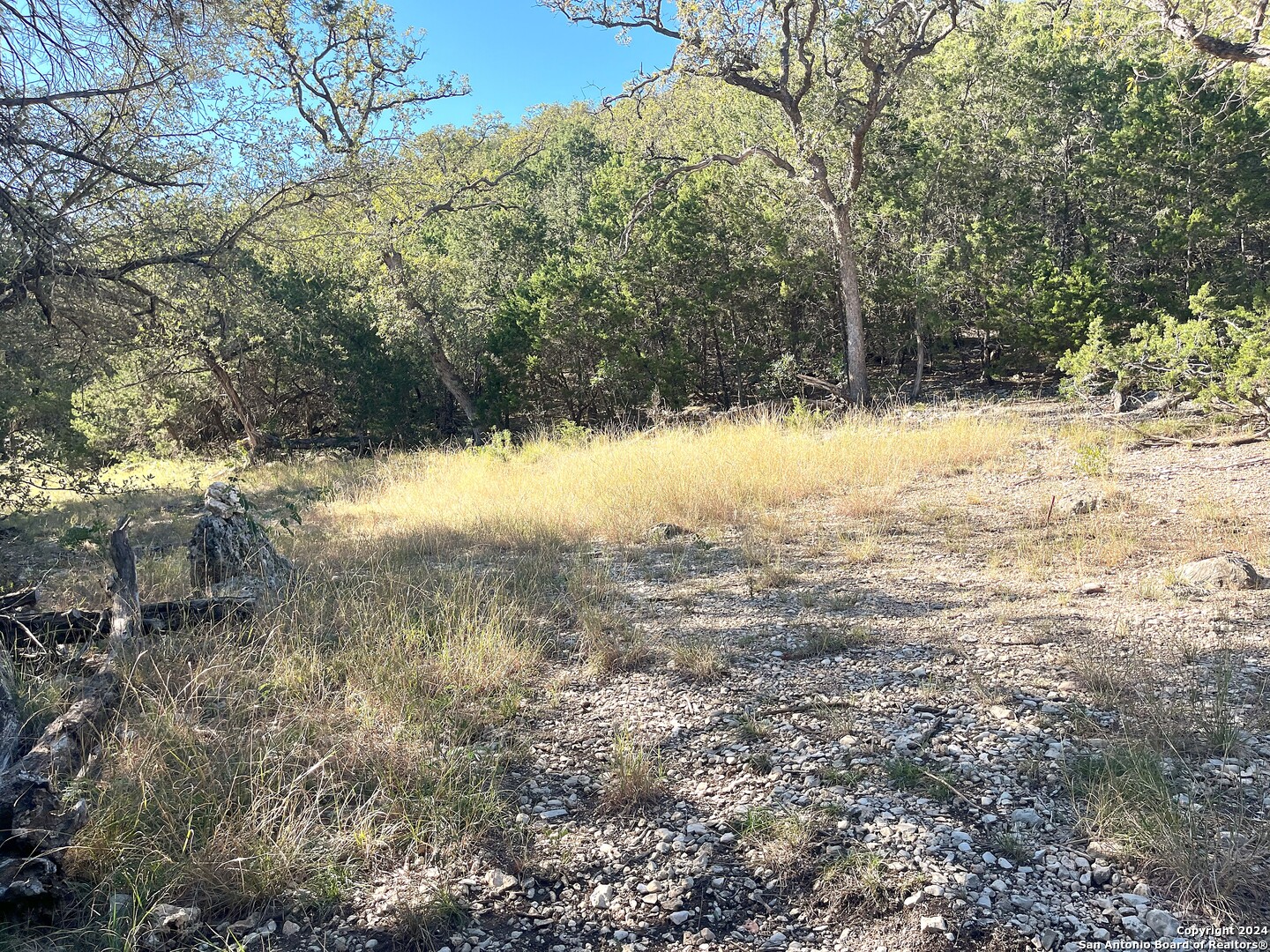 2763 E Ranch Road 337 , Leakey, TX, 78873 | 1825951 | Realty Texas LLC
