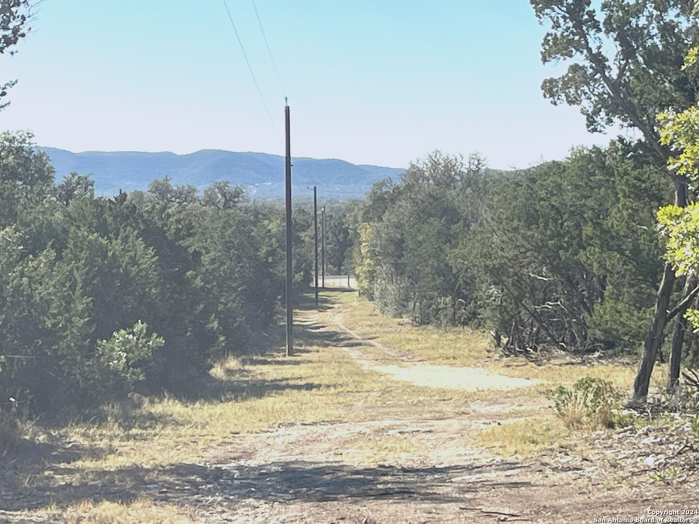 2763 E Ranch Road 337 , Leakey, TX, 78873 | 1825951 | Realty Texas LLC