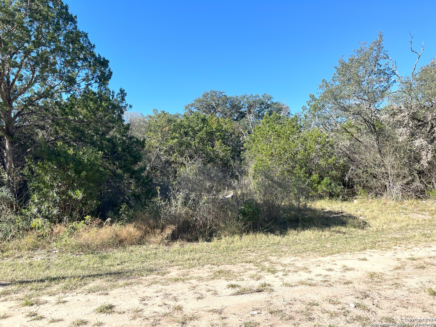 2763 E Ranch Road 337 , Leakey, TX, 78873 | 1825951 | Realty Texas LLC