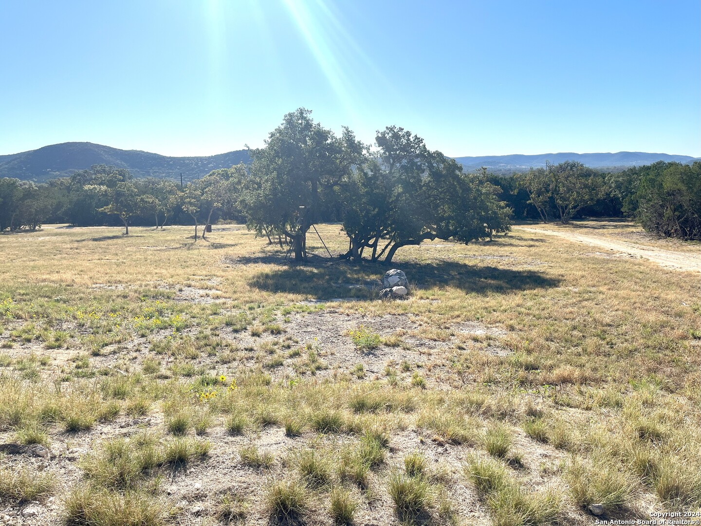 2763 E Ranch Road 337 , Leakey, TX, 78873 | 1825951 | Realty Texas LLC