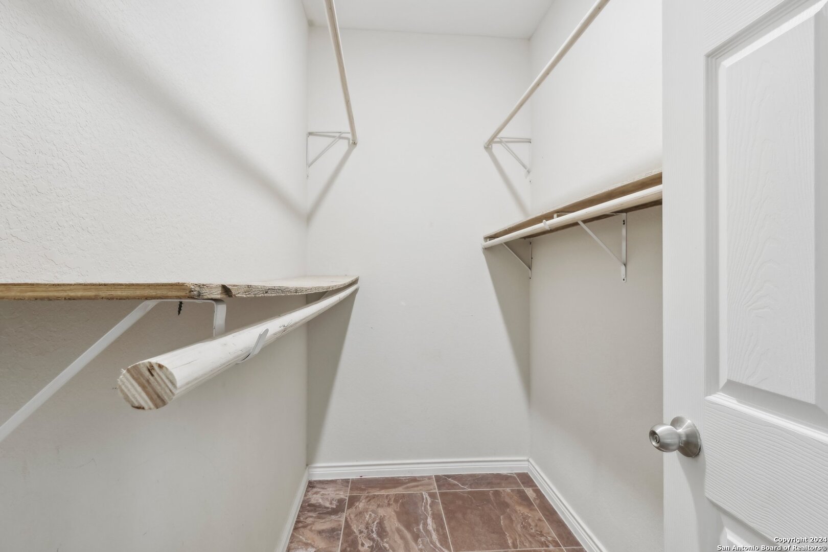 1918 Sandy Circle , San Antonio, TX, 78264 | 1826148 | Realty Texas LLC